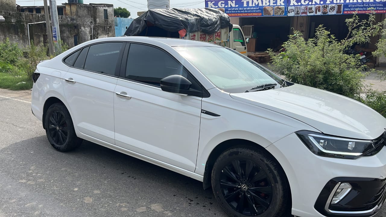 Volkswagen Virtus(2022-2023) Highline 1.0 Tsi Mt